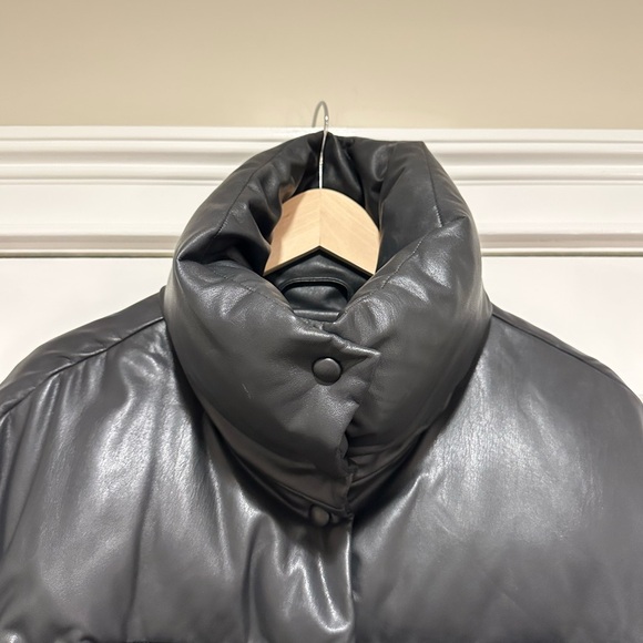 BAGATELLE.NYC Oversize Faux Leather Puffer Jacket, black, size Small - Picture 5 of 13